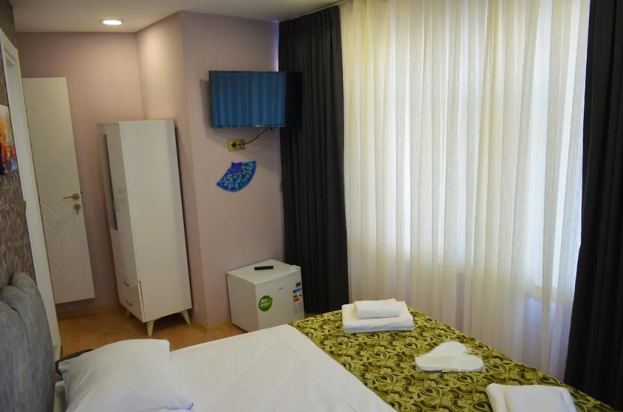 Rodion Hotel Istanboel 0*,